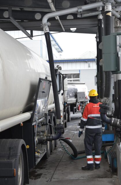 bottom-loading-fuels
