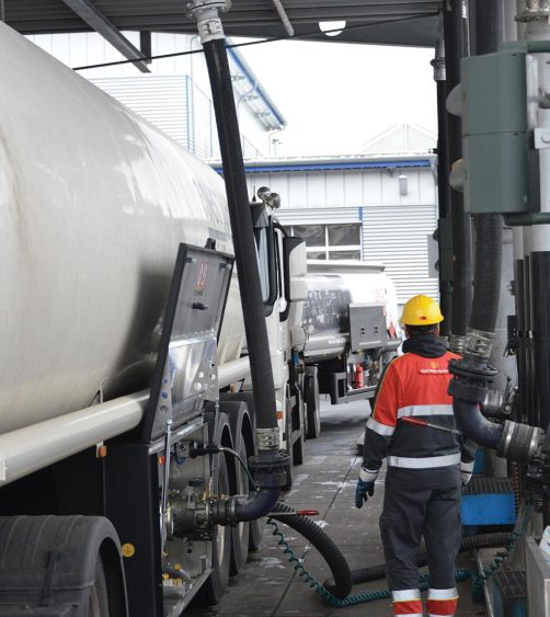 bottom-loading-fuels bottom-loading-fuels